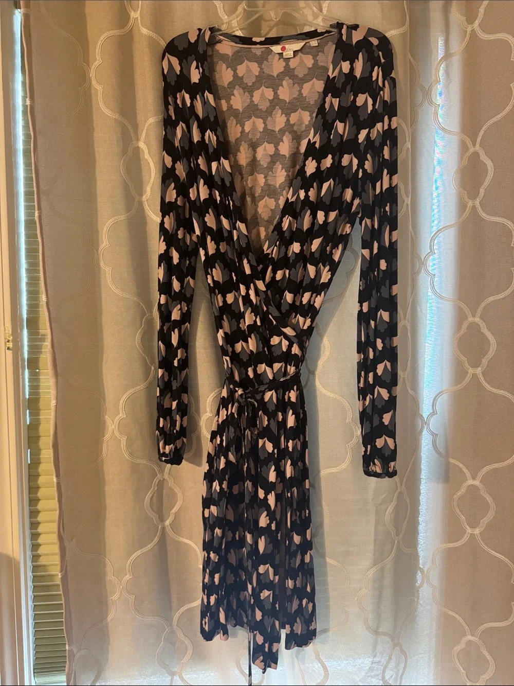 Boden Elodie Wrap Dress with Blush Pink Heart Print - Picture 3 of 7